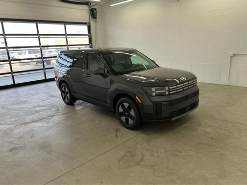 Ecotronic Gray 2026 Hyundai SANTA FE SE