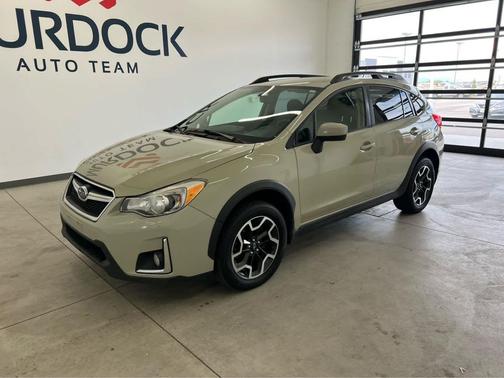 Desert Khaki 2016 Subaru Crosstrek 2.0i Premium