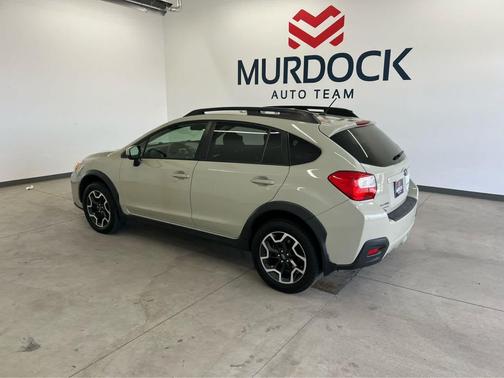 Desert Khaki 2016 Subaru Crosstrek 2.0i Premium