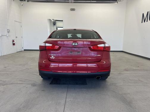 Crimson Red 2014 Kia Forte EX