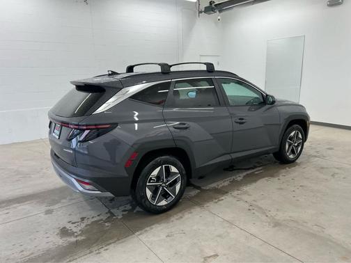 Ecotronic Gray 2026 Hyundai TUCSON Hybrid SEL Convenience