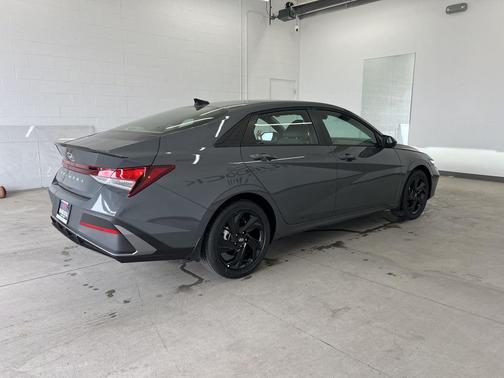 Ecotronic Gray 2026 Hyundai ELANTRA Sport