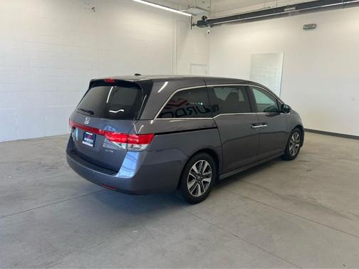 2015 Honda Odyssey Touring Elite