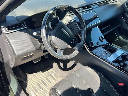 Santorini Black 2018 Land Rover Range Rover Velar P250 S R-Dynamic