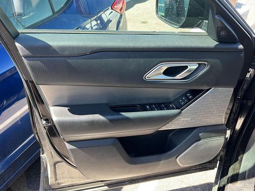 Santorini Black 2018 Land Rover Range Rover Velar P250 S R-Dynamic