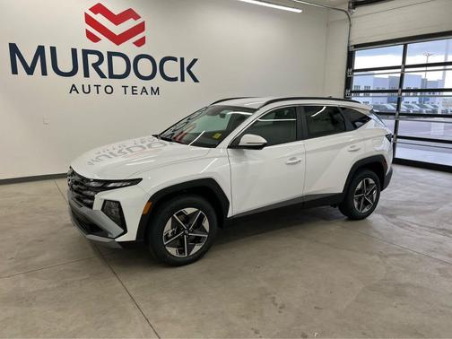 Creamy White Pearl 2026 Hyundai TUCSON Hybrid SEL Convenience