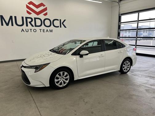 Ice Cap 2025 Toyota Corolla LE