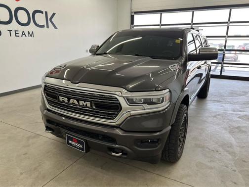 Granite Crystal Metallic Clearcoat 2020 RAM 1500 Limited