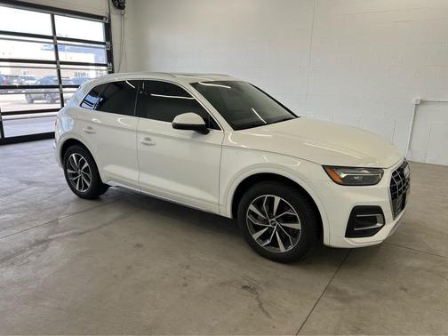 2021 Audi Q5 45 Premium Plus
