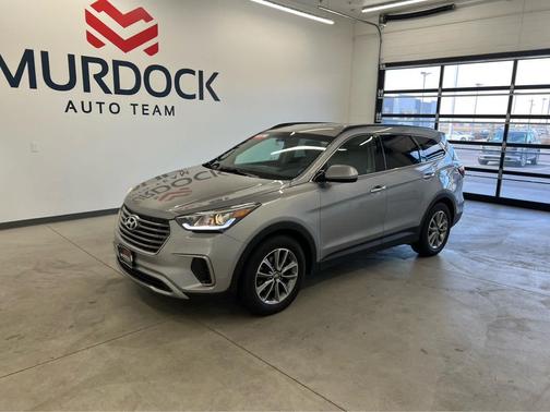 2017 Hyundai SANTA FE SE