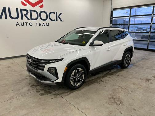 Creamy White Pearl 2026 Hyundai TUCSON Plug-In Hybrid SEL