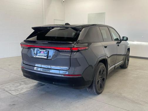 2025 Jeep Wagoneer S Launch Edition