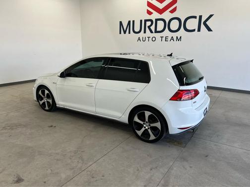 2015 Volkswagen Golf GTI 2.0T SE 4-Door