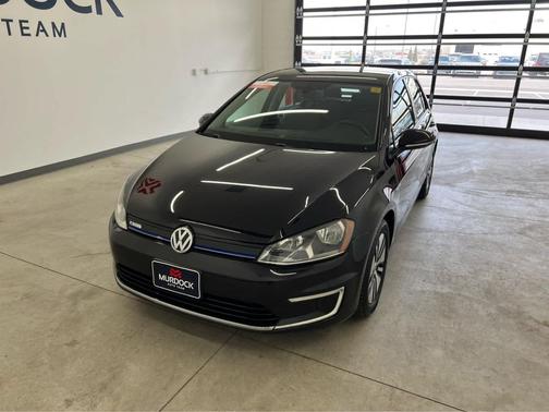 2016 Volkswagen e-Golf SE