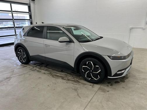 Cyber Gray 2023 Hyundai IONIQ 5 SEL
