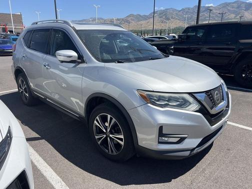Brilliant Silver 2017 Nissan Rogue SL