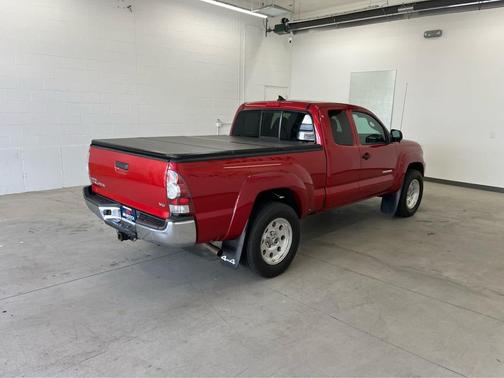 2014 Toyota Tacoma Base