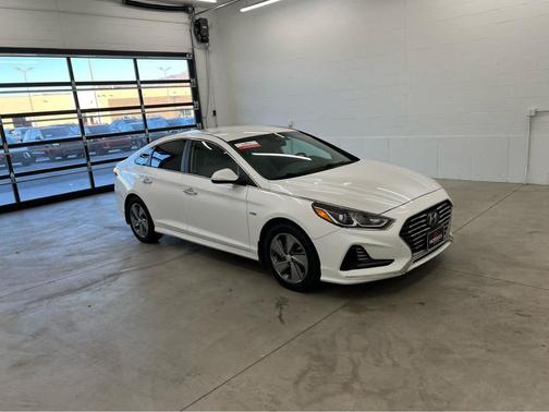 2019 Hyundai SONATA Hybrid SE