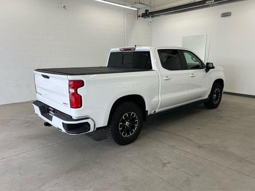 Summit White 2024 Chevrolet Silverado 1500 RST