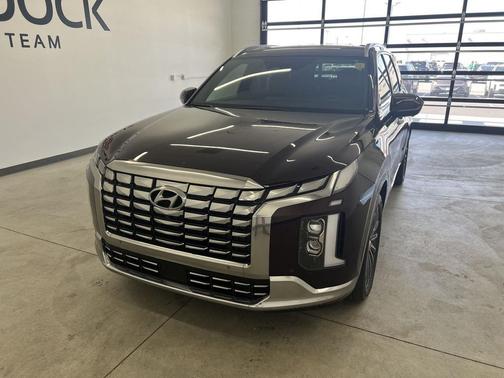 Sierra Burgundy 2023 Hyundai PALISADE Calligraphy