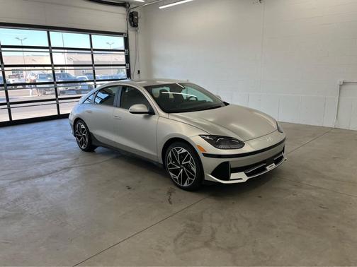 Gravity Gold Matte 2025 Hyundai IONIQ 6 SEL