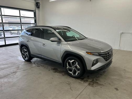 Shimmering Silver 2023 Hyundai TUCSON Limited