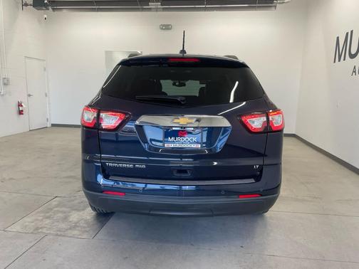 2017 Chevrolet Traverse 2LT