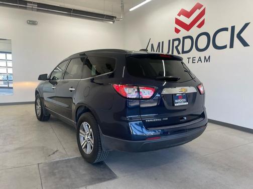 2017 Chevrolet Traverse 2LT