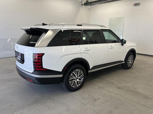Creamy White Pearl 2026 Hyundai Palisade Hybrid SEL Premium 7P