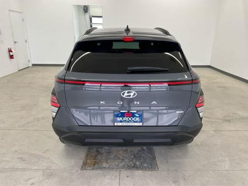 Ecotronic Gray Pearl 2025 Hyundai KONA SEL