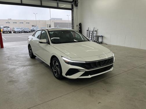 2025 Hyundai ELANTRA HEV Limited