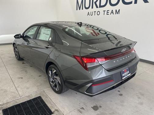 2025 Hyundai ELANTRA Sport