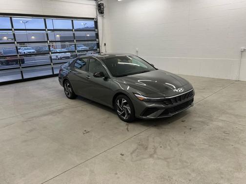 2025 Hyundai ELANTRA Sport