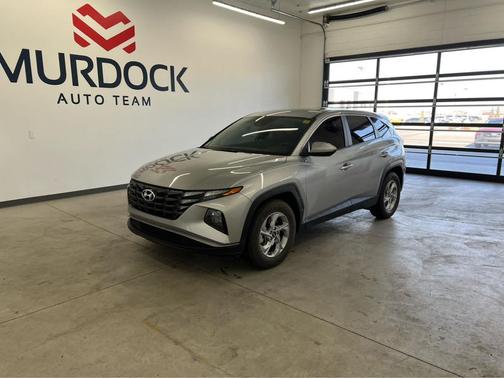 2022 Hyundai TUCSON SE