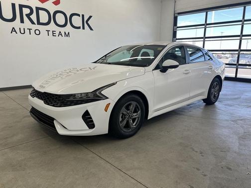 Glacial White Pearl 2023 Kia K5 LXS
