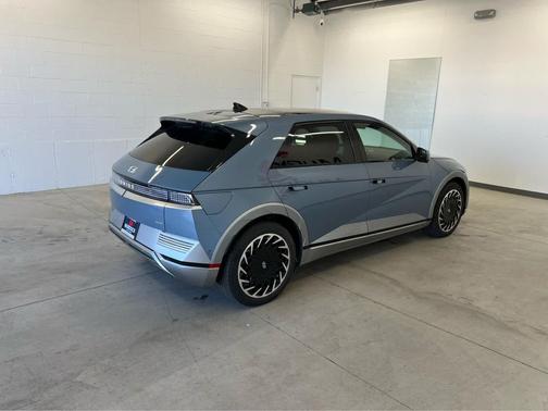 2022 Hyundai IONIQ 5 Limited