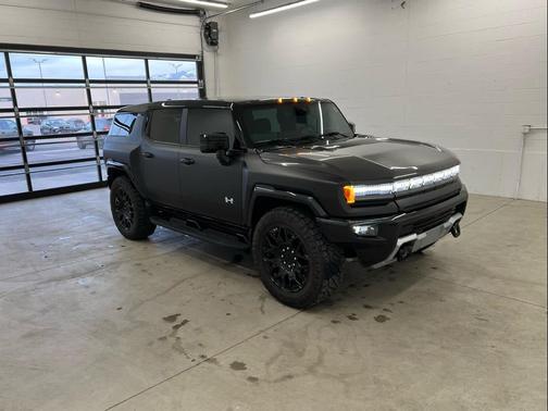 2024 GMC HUMMER EV SUV 2X
