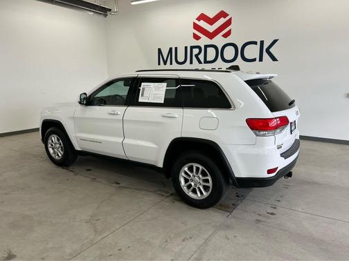 Bright White Clearcoat 2015 Jeep Grand Cherokee Laredo