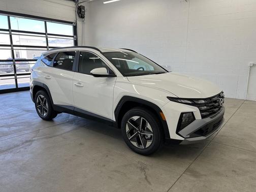 Serenity White Pearl 2026 Hyundai TUCSON SEL