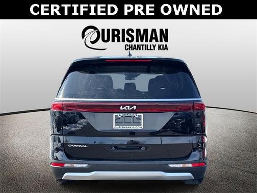 2024 Kia Carnival EX