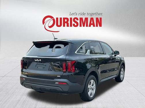 2023 Kia Sorento LX