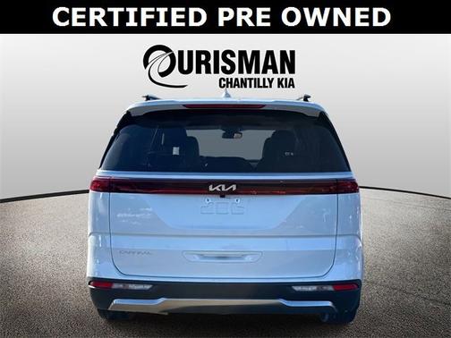 2023 Kia Carnival SX