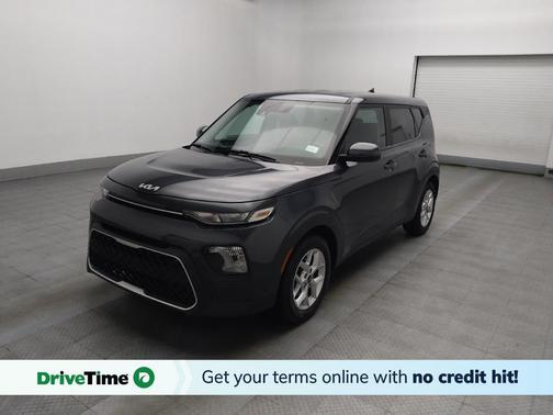 Gravity Gray 2022 Kia Soul LX