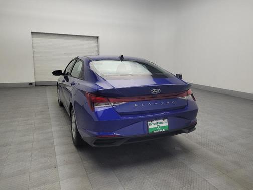 2021 Hyundai ELANTRA SE