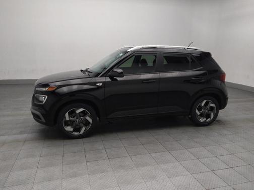 2023 Hyundai VENUE SEL