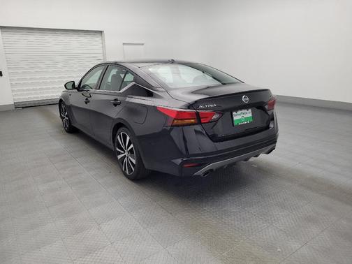 2022 Nissan Altima SR FWD
