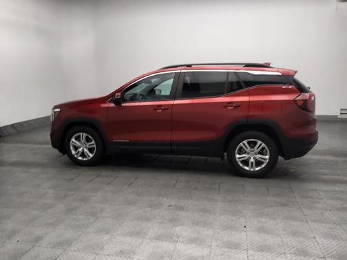 Cayenne Red Tintcoat 2022 GMC Terrain SLE