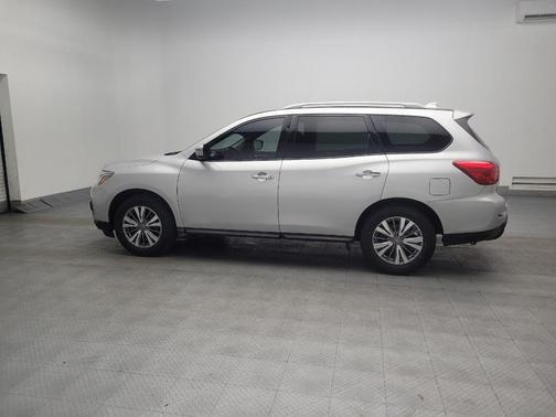 2019 Nissan Pathfinder SV