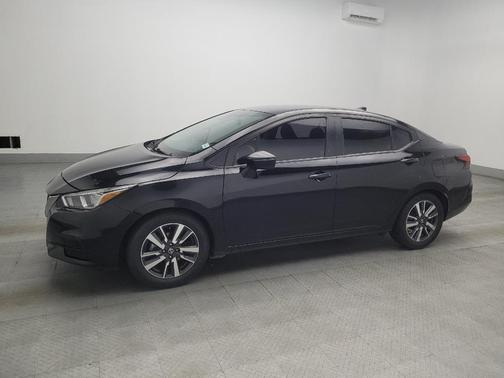Super Black 2021 Nissan Versa 1.6 SV