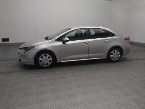 Classic Silver Metallic 2021 Toyota Corolla LE